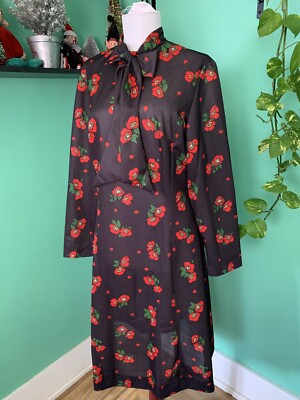 fitted lace wedding dress Scarlette Sleeved Midi Dress in Navy Blue/Red Poppy Print