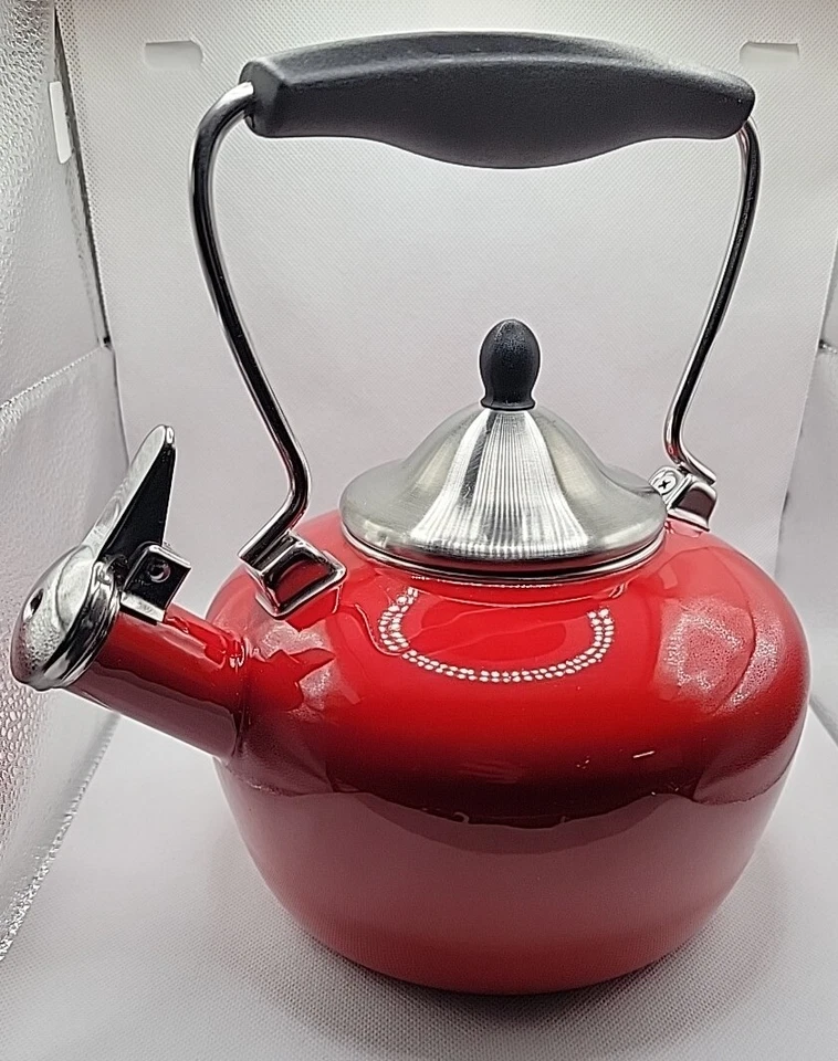Chantal Rojo Esmalte Acero Inoxidable 2 Qt Silbador Tetera Rojo Manzana BONITO Foto 2 de 4
