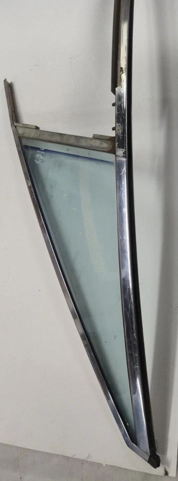 Ventilación de vidrio para pasajero derecho Citroen SM con canal de oruga de ventana-bonito limpio #2-C2 Foto 2 de 4