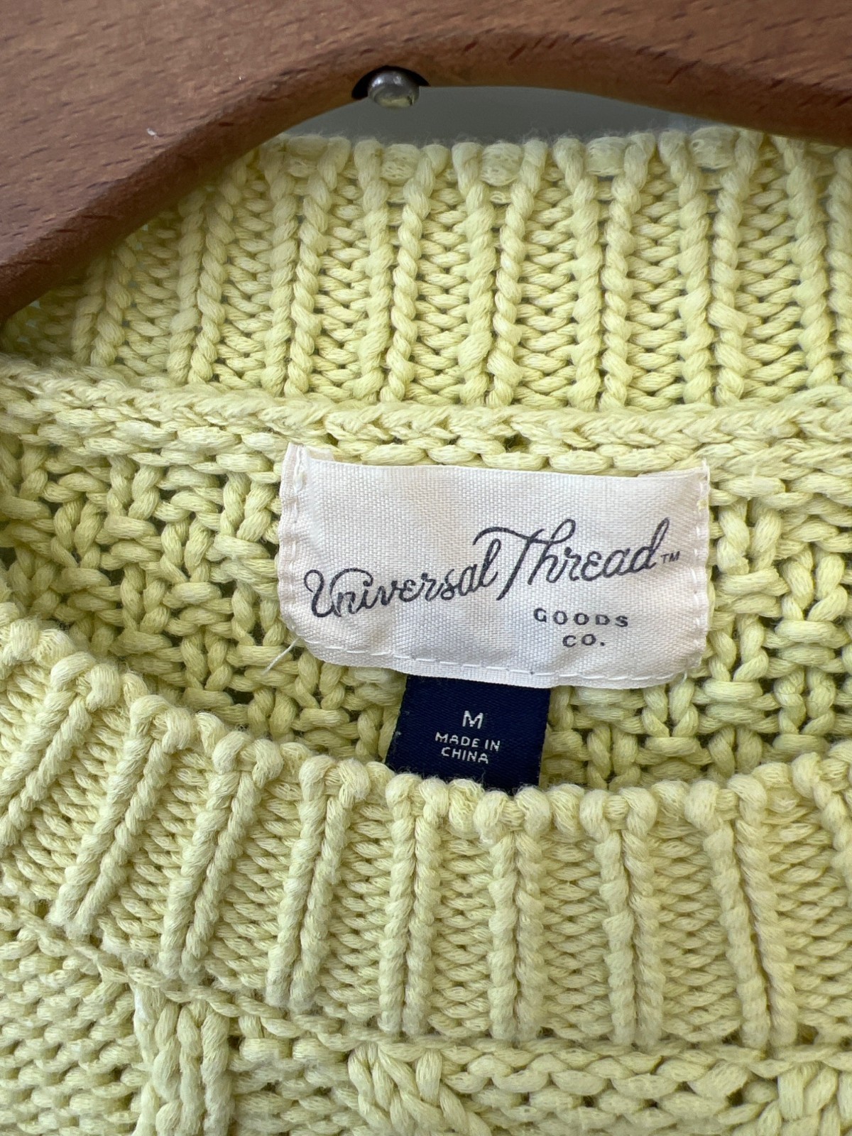 Universal Thread Cable Knit Pullover Sweater Size… - image 3