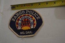 LOT #423  FARGO NO. DAK.  POLICE PATCH