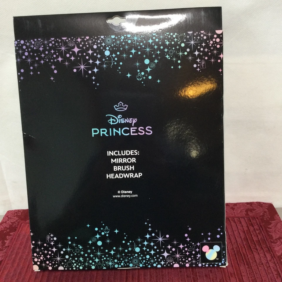 (1) Disney Jasmine 3 pc Brush, Mirror, & Head Wrap  (1) Pocahontas (1) Mulan - Image 3 of 3