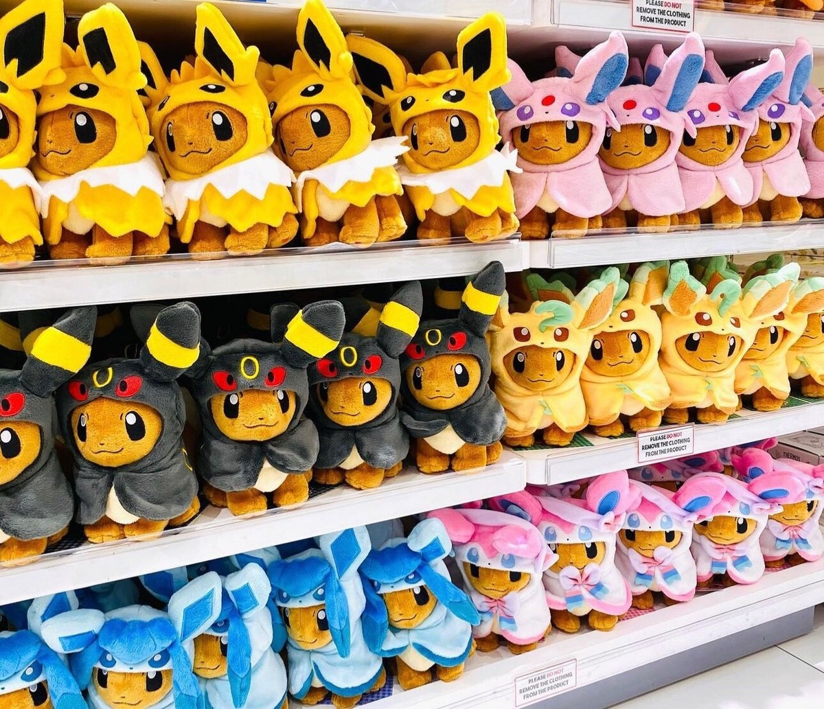 Pokemon Center Leafeon Eevee Poncho Plush Toy | eBay