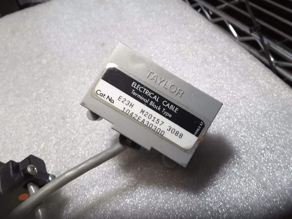 CABLE ELÉCTRICO TIPO BLOQUE DE TERMINALES TAYLOR 1042FA30300 NUEVO NOS RARO $199 Foto 2 de 3
