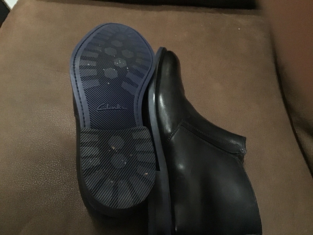 Clarks Chukka Swinley Mid Mens Sz 8.M Black Ankle Clarks Chukka Swinley Mid Mens Sz 8.5M Black Ankle 26119786  main image 2