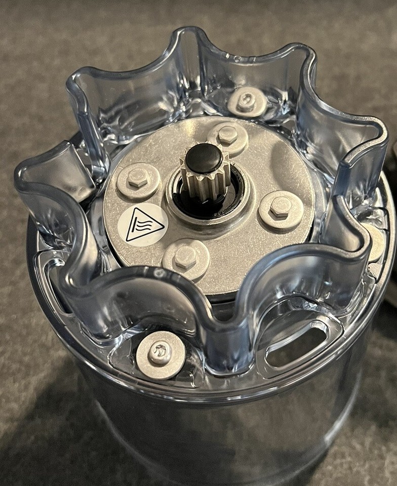 Vitamix 1041251 Personal Cup Adapter Blender & 20oz Cup With Lid eBay