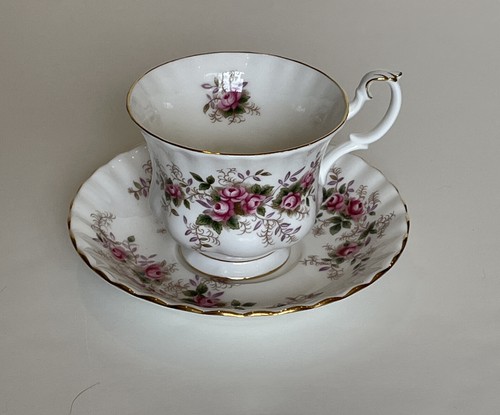 Vintage Royal Albert England Bone China "Lavender Rose" Floral Teacup & Saucer