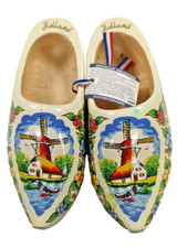 Vintage 1997 NOS Pair Hand Carved/Hand Painted Dutch Wooden Shoes/Clogs w/COA