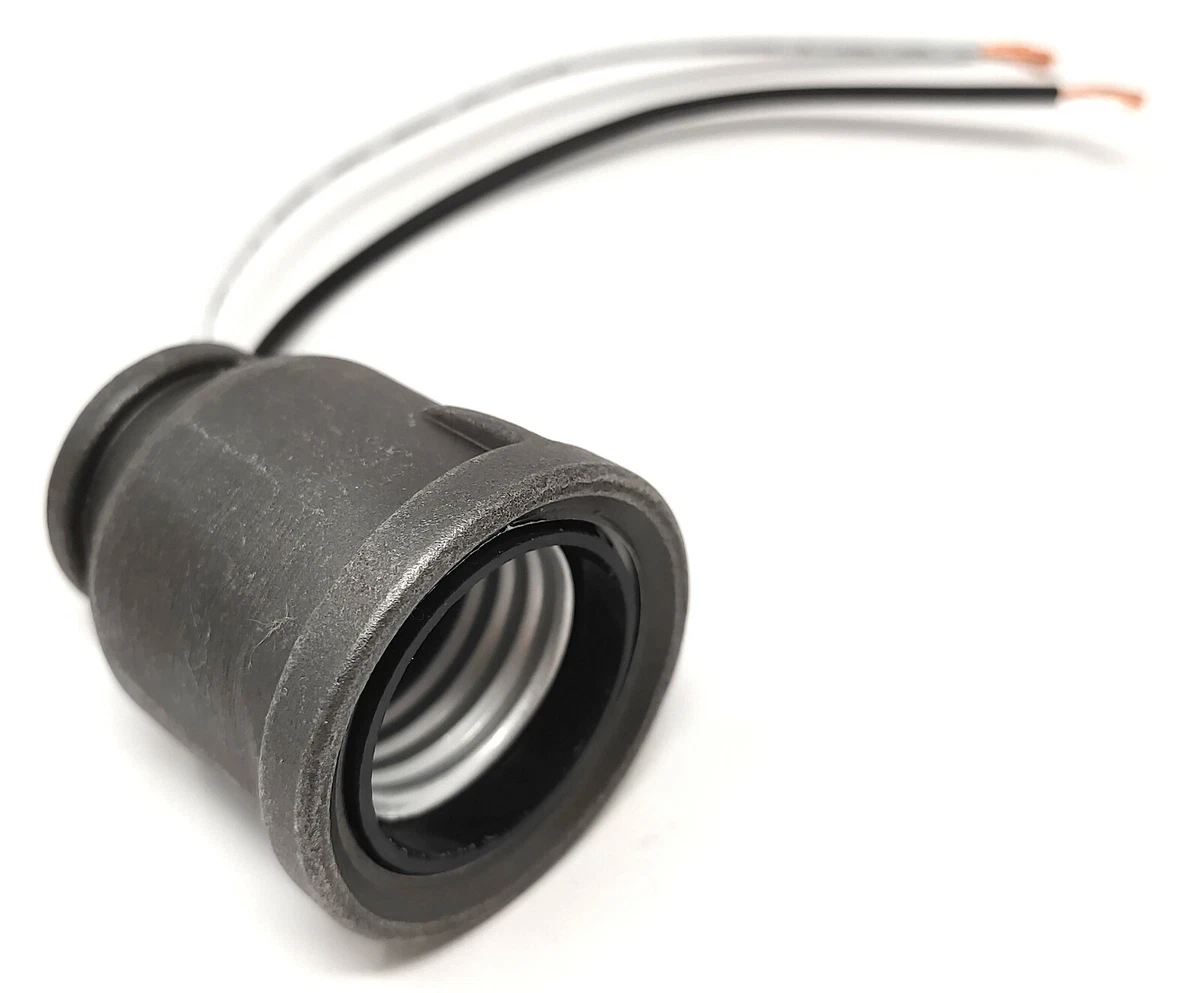 Iron Pipe Lamp Socket That fits 1 2 inch Iron Pipe NPT