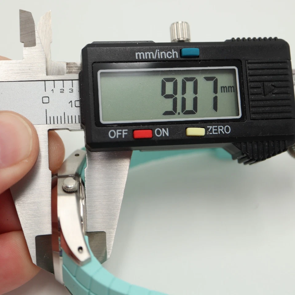 Reloj Rip Curl Core Surf 33mm Mujer Fecha Tono Plateado Azul Silicona con Batería Nueva Foto 3 de 4