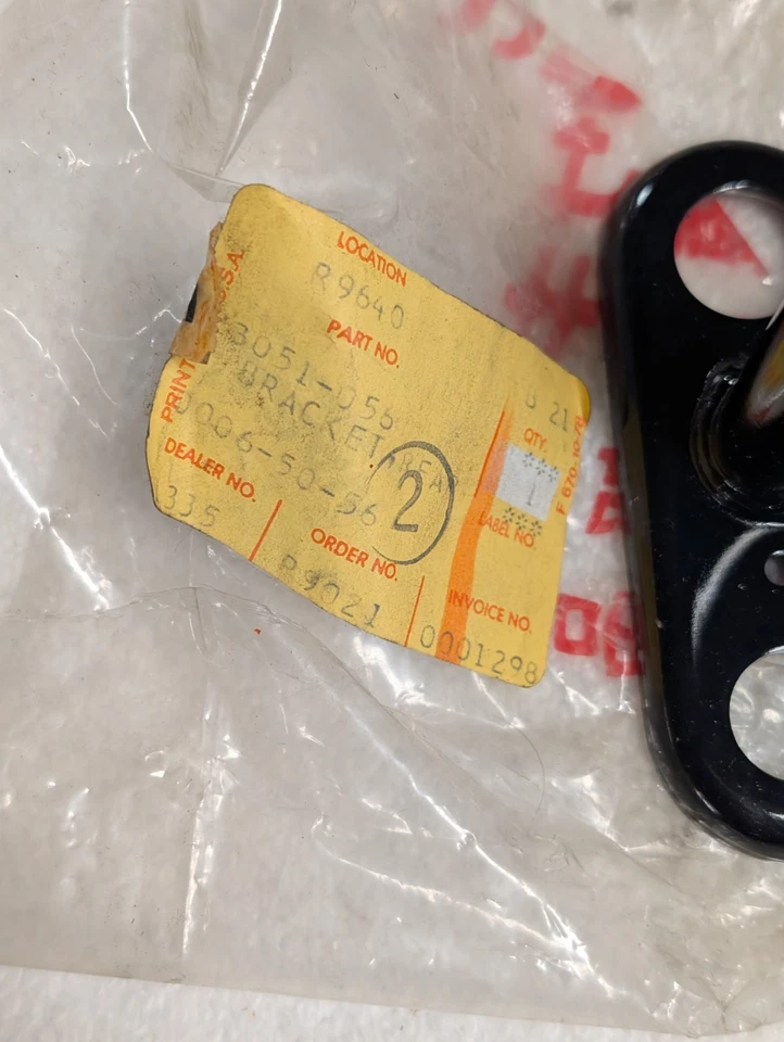 1977-1979 KAWASAKI KE250 Left Rear SINGAL BRACKET Part# 23051-056 NOS OEM - Image 3 of 4