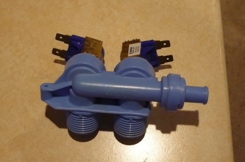 Genuine OEM WHIRLPOOL water inlet valve - Part #WP21001932 used tested