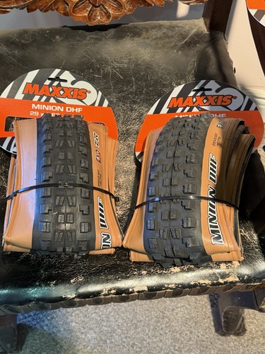 Maxxis Minion DHR Reifen Tubeless, schwarz/dunkelbraun EXO TR 29 x 2,6 2er Set - Bild 9 von 13