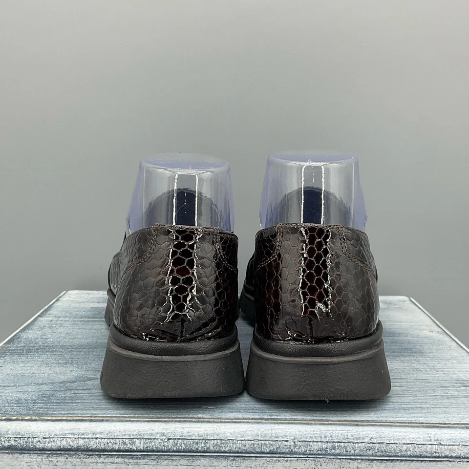 Spring Step Women's Horizon Croco Patent Leather Loafers Black size 6.5  - Image 4 of 4