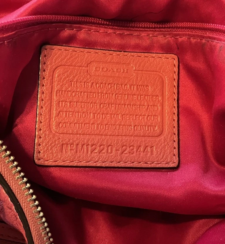 Borsa a tracolla Coach Poppy Tote in pelle rosa ciottoli chiusura con cerniera