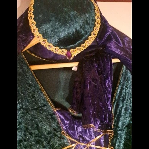 Fun World Lady Juliet Princess Velvet Collection Adult Green & Purple S/M 2-8 - Image 3 of 4