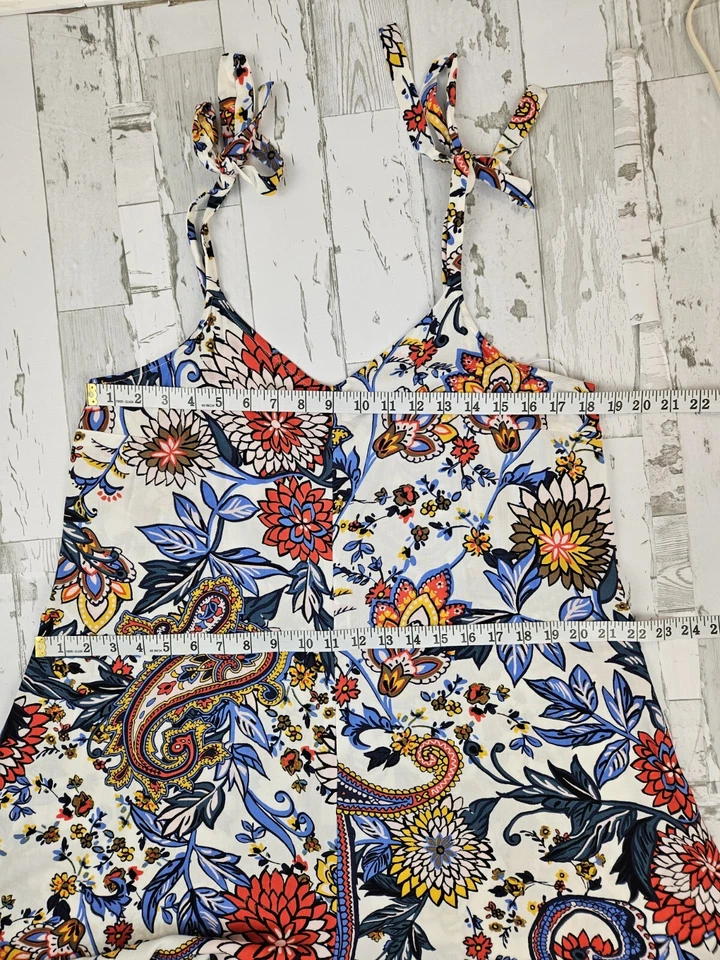 Mono para mujer Vince Camuto mediano floral cachemira lazo dobladillo en ángulo Foto 4 de 4