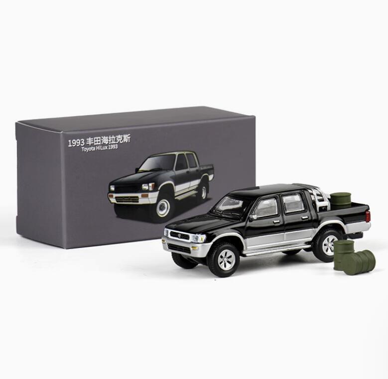 トヨタ ミニカー HILUX ② Toyota Hilux Z (2017) Super White II (Diecast Car