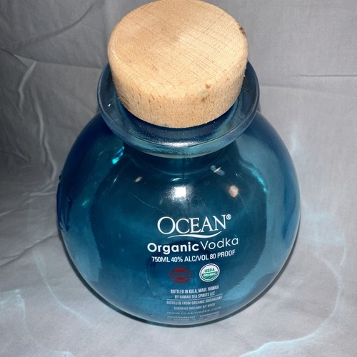 Ocean Organic Vodka 750ml Turquoise Blue Bottle with Cork Maui, Hawaii EMPTY - Picture 3 of 3