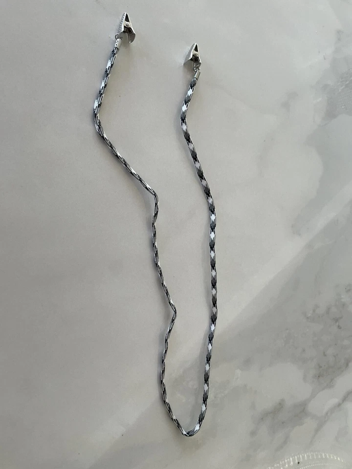 50 piezas clips desechables para babero dental cadena bebé paciente servilleta soporte clip Foto 4 de 4