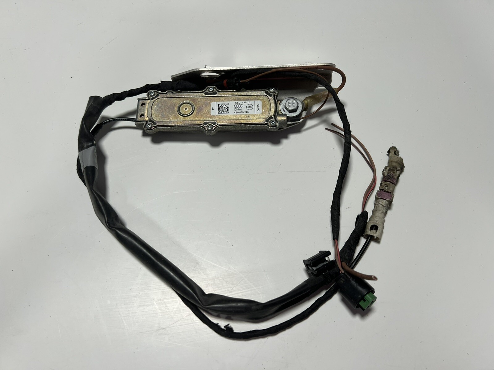 LAMBORGHINI HURACAN LP610 ANTENNA AMPLIFIER FM AERIAL AMPLIFIER OEM 4S0035225