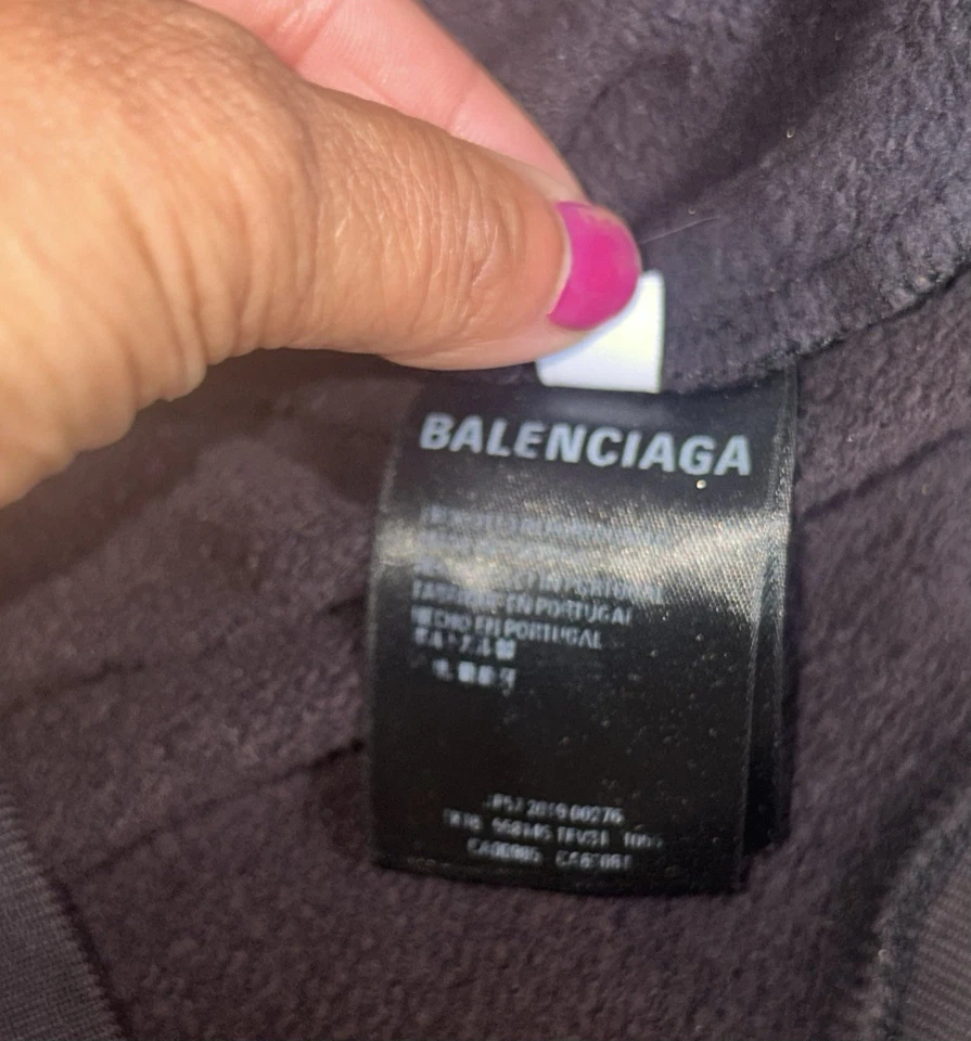 Balenciaga Distressed Hoodie Logo Black - Immagine 4 di 4