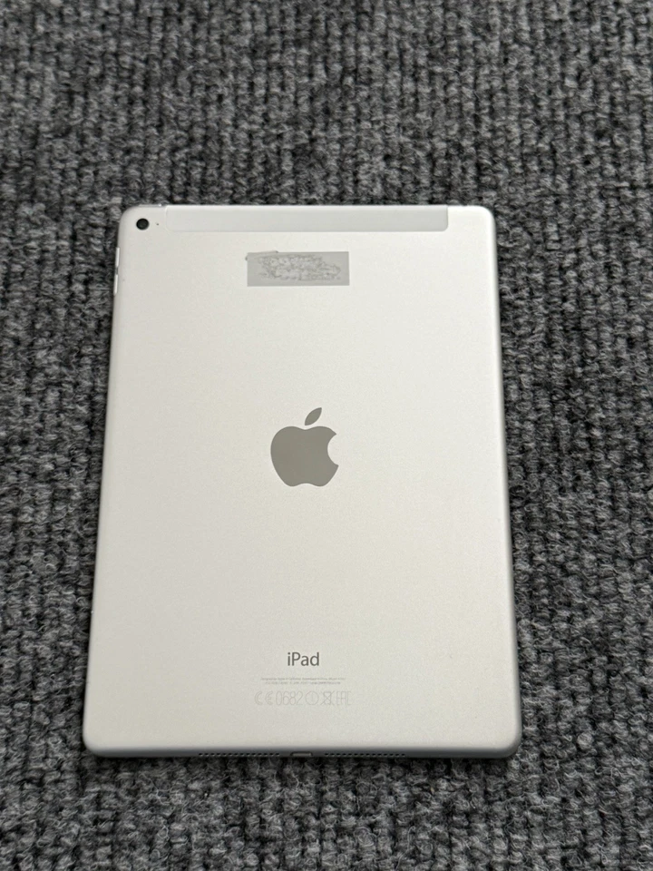 Apple iPad Air 2 64GB Wi-Fi + Cellular 9.7" Excellent Condition 💯 % Battery - Image 3 of 3