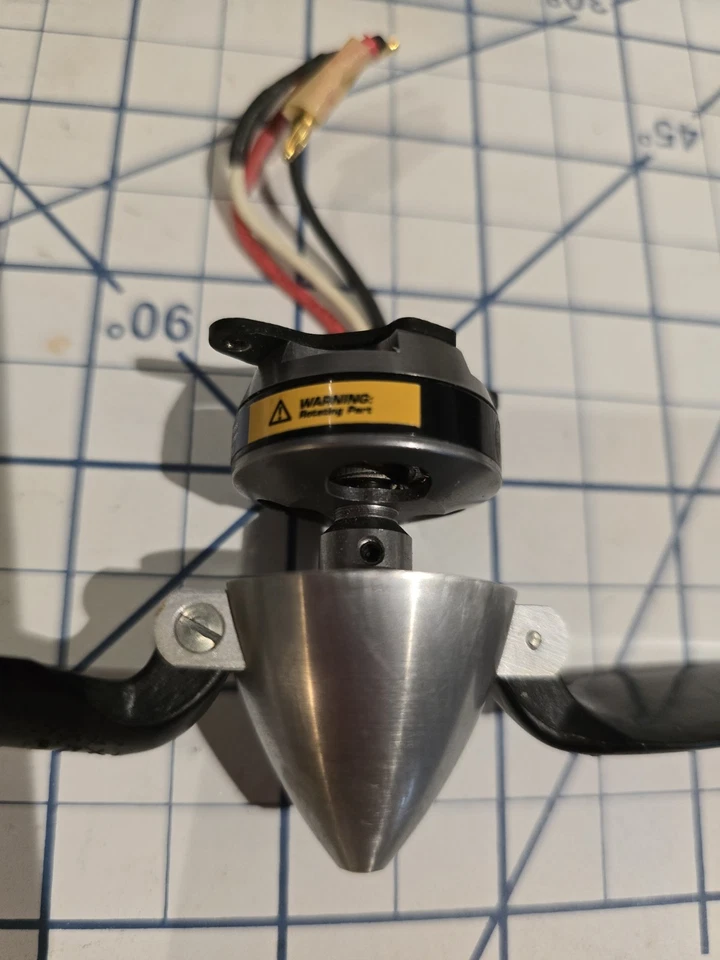 E-Flite ~ Park 300 Brushless Outrunner Motor, 1380Kv EFLM1150, w/ PROP & SPINNER - Image 2 of 4