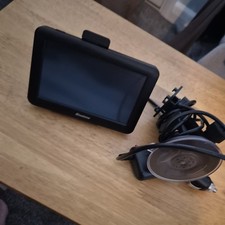 Binatone U435 UK ROI Sat Nav with Accessories Inc  HOLDER. Tested Working.