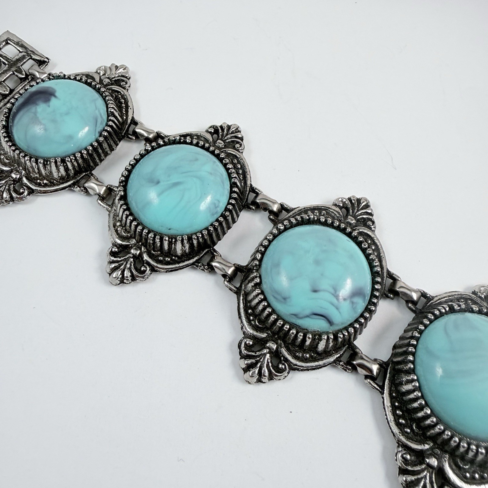 Vintage Faux Turquoise Acrylic Cabochon Silver Tone Chunky Bracelet Boho 7.25