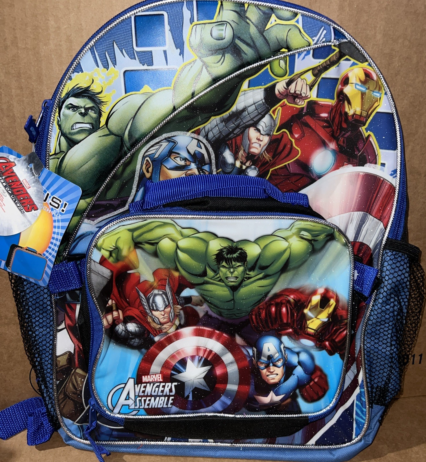 Avengers 16" Backpack With Detachable Matching Lunch Box Marvel NEW & RARE image 2