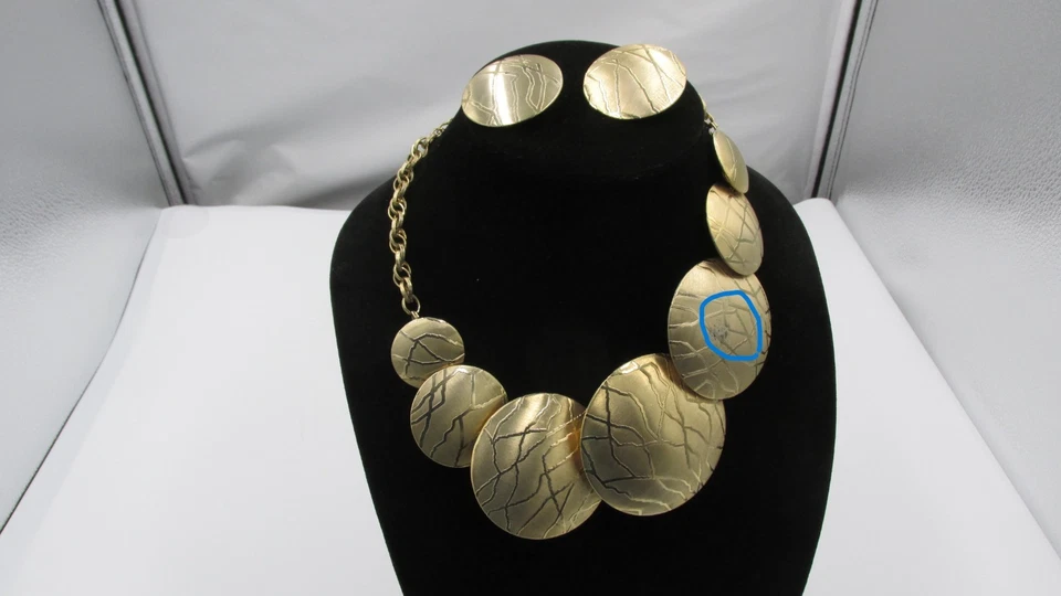 Pieza llamativa vintage Park Lane años 80 tono dorado con pendientes Foto 2 de 4