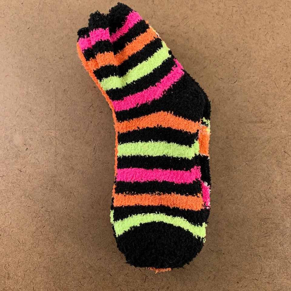 Paquete de 3 calcetines de felpa Betsey Johnson para mujer talla 9-11 coloridos con tema de Halloween nuevos con etiquetas Foto 3 de 4