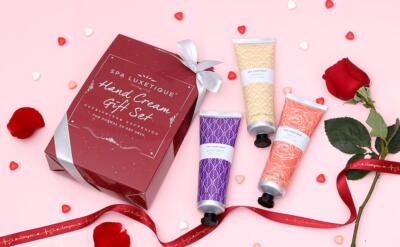 SPA LUXETIQUE Handcreme Geschenkset Rose Lavendel Vanille 3 x 118 ml Sheabutter