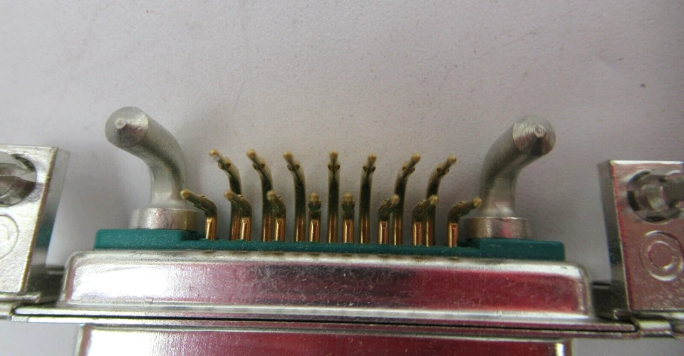 Amphenol CONEC 3017W2SCT56N40X D-Sub Mixed Contact Connector 17W2 Female NEW - Image 3 of 4