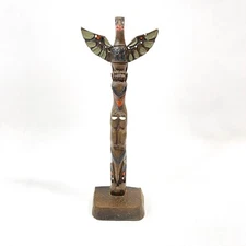 Boma 7.75” Hand Painted Animal Totem Pole Bird Resin Made In Canada