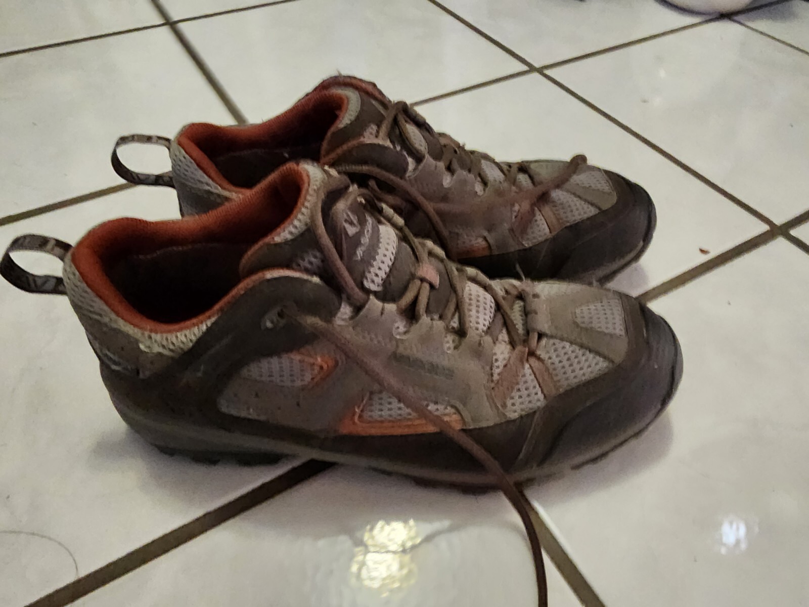 Vasque Hiking Boots GoreTex & Vibram Soles Gem