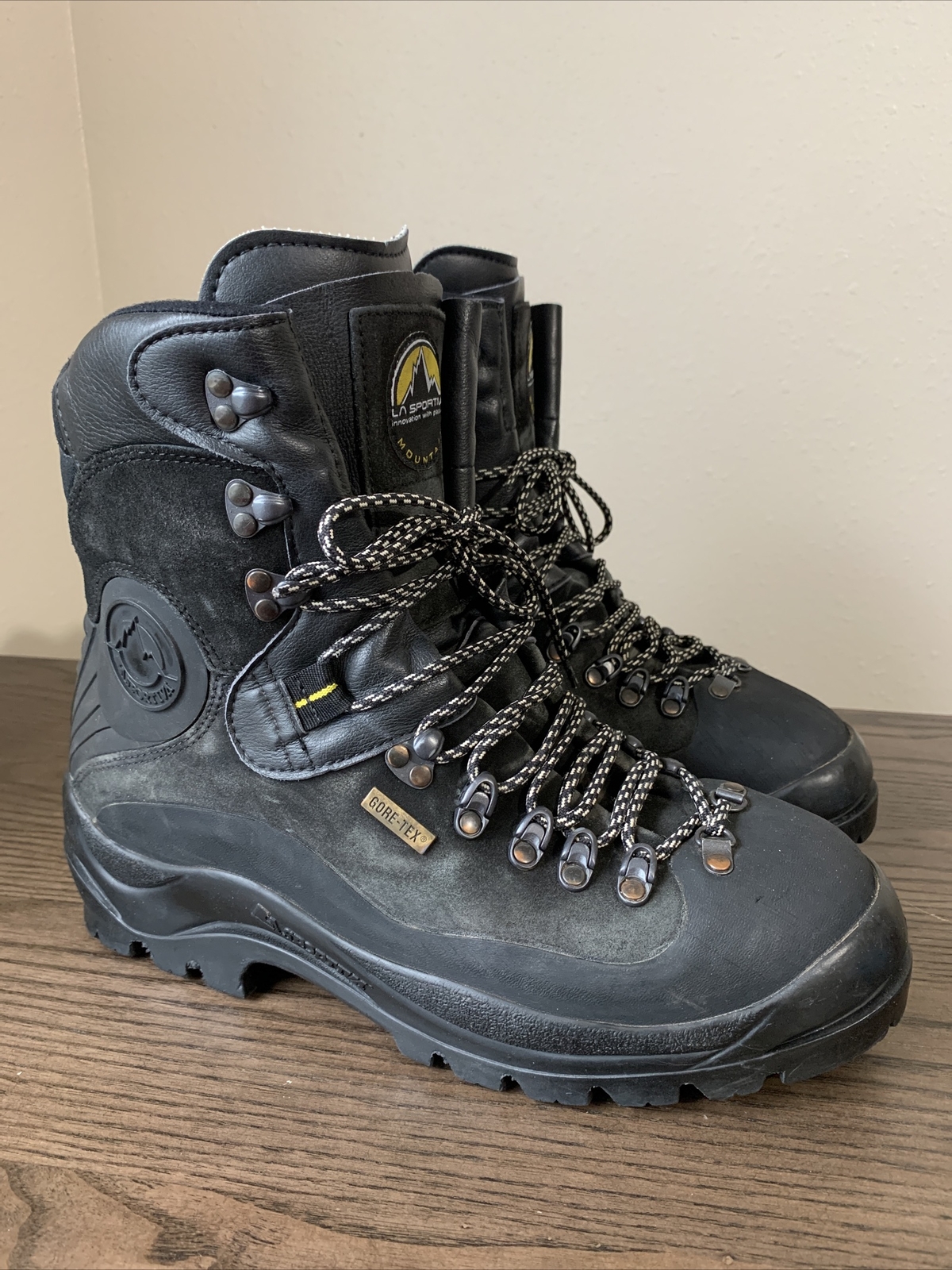 La Sportiva Lhotse Mountaineering Boots 