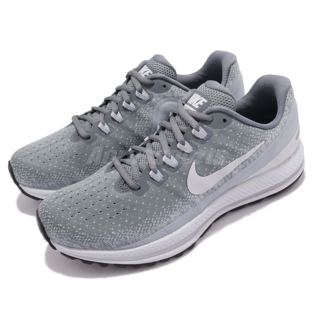 gray women's nike sneakers