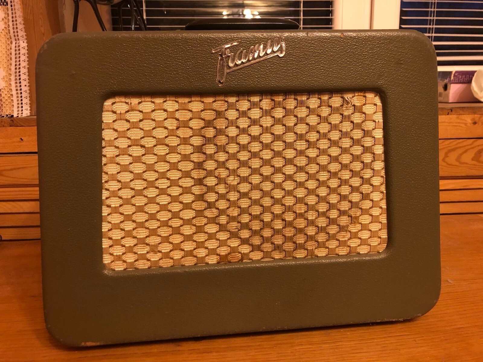 FRAMUS VINTAGE 1956-57 WZMACNIACZ LAMPOWY FRAMUS BABY 3D (przetwornik discant 3D