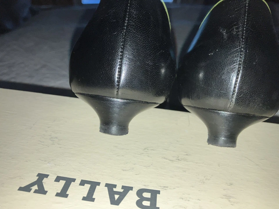 Bally Womens Shoes Size 40 - image 2 of 4