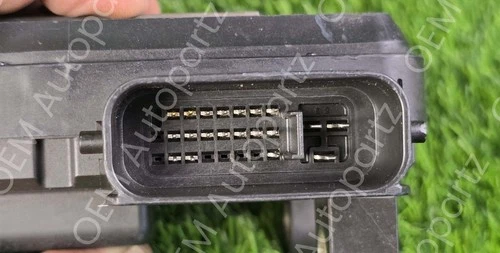 Toyota Camry 2009-2010 Transmission Control Computer Module 89530-06020 Oem used - Picture 4 of 14