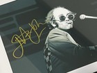 ELTON JOHN  8 X 11.5 Autographed signed In Gold photo NicelyFramed Music Legend — photo 4