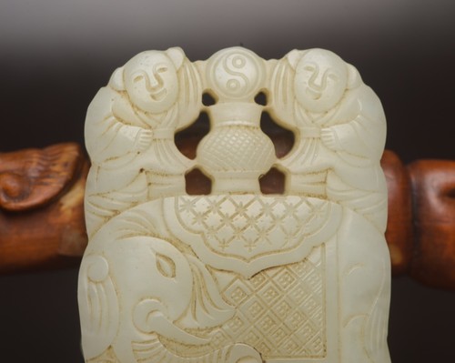 Collection Hotan Jade Carving Vitality Elephant Chinese Cultural Heritage - Picture 8 of 9