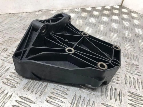 BMW 5 Touring E61 Klimakompressorhalterung 14011810 7792202 3.00 22991612