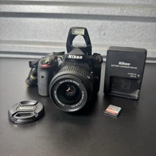 Nikon D3300 DSLR 18-55mm Camera and Lens in Complete Kit With Charger. TESTED.