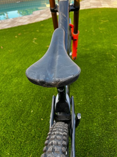 2023 Pivot Phoenix 29 Pro Downhill - Ex-Bernard Kerr Factory 2023 Season Bike - Picture 23 of 24