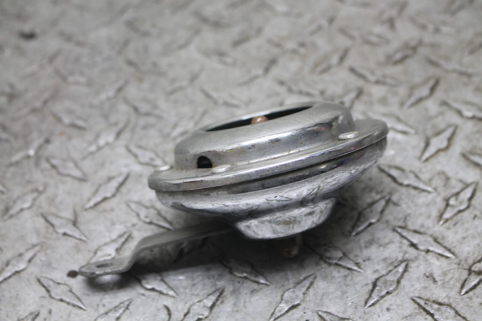 88 1983 Suzuki GS450ga 450gad Cuerno OEM  Foto 2 de 4