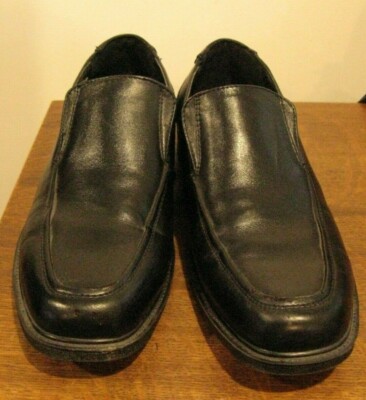 CROFT BARROW shoes--men's size MED--black--EUC