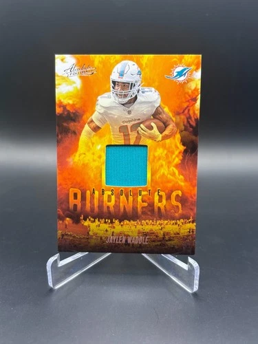 2025 Panini Absolute Jaylen Waddle Base (RAW)